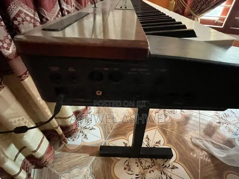 Yamaha Electric Piano