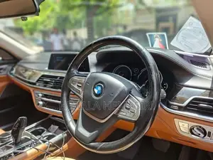 BMW 740e 2017