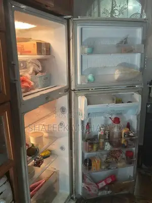 Refrigerator LG