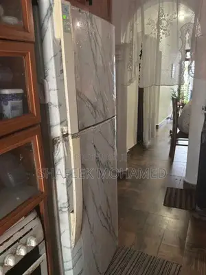 Refrigerator LG