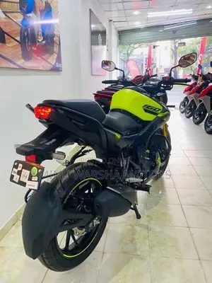 Hero Hunk 160R Brand New 2026