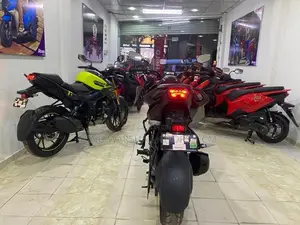 Hero Hunk 160R Brand New 2026