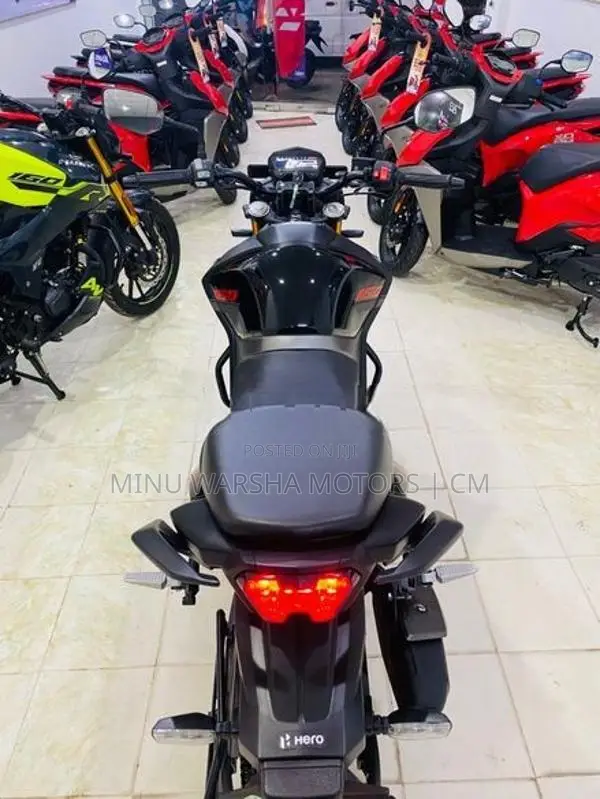 Hero Hunk 160R Brand New 2026