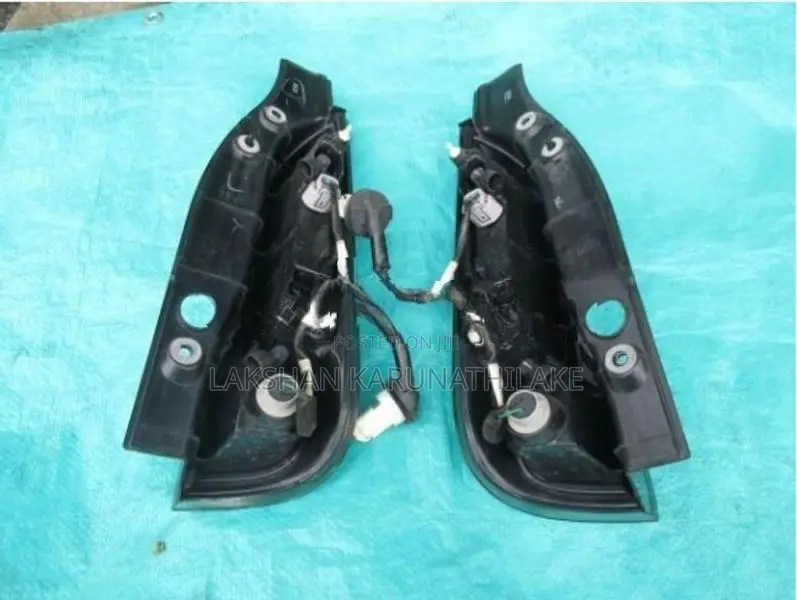 Suzuki Spacia Tail Light Mk42s