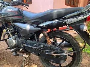 Bajaj Platina 2010