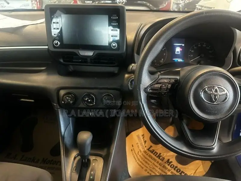 Toyota Yaris X Safety 2023