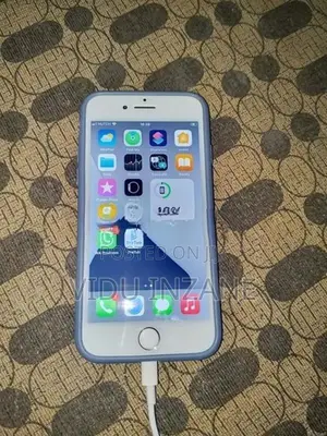 Apple iPhone 7 128GB (Used)