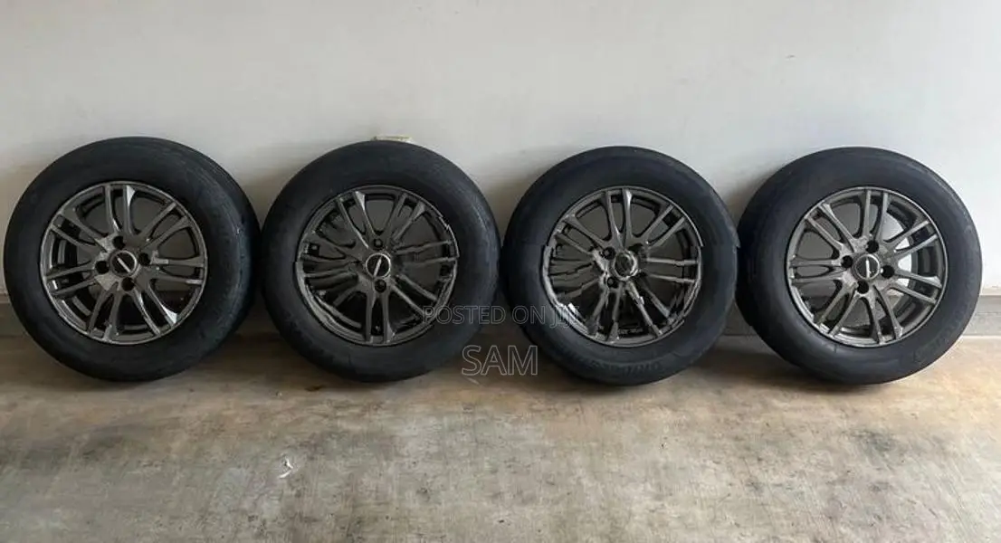 175x70Rx14 Bridgestone Tyre