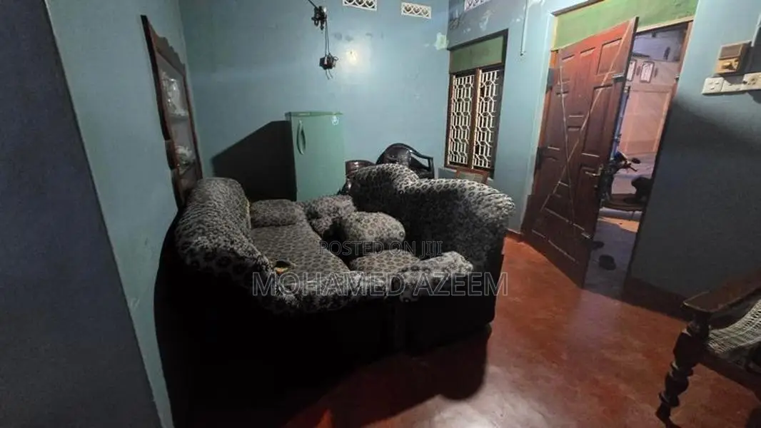 Sofa Set