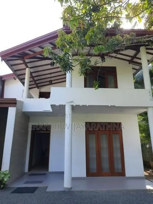 Modern 5 Bedroom Two-Storey House for Sale in Kalutara North