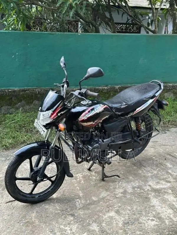 Bajaj Platina ES100 2015