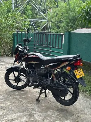 Bajaj Platina ES100 2015
