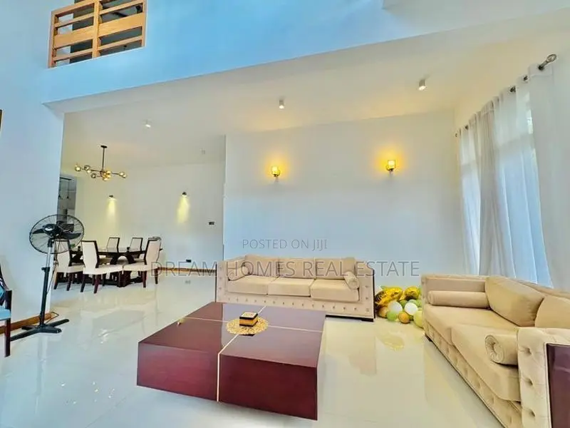 Super Luxury 3-Storey Architectural House for Sale – Kalalgoda