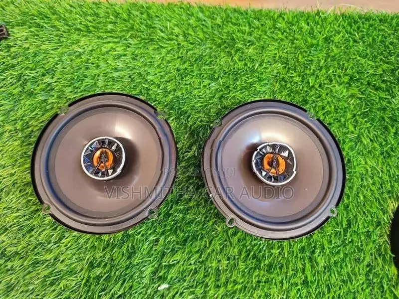 JBL Club 6520 Speakers