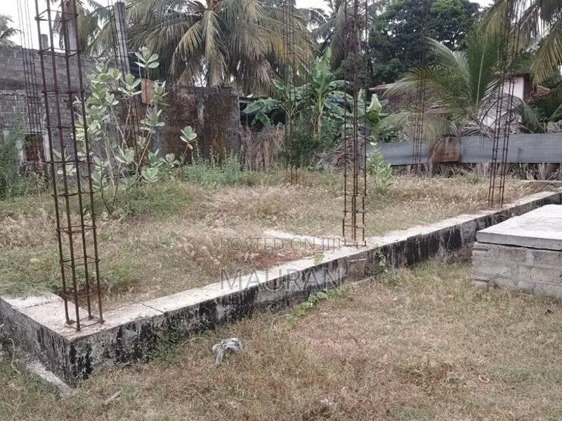 10 Perch Land for Sale Near Sellam Chenkalady