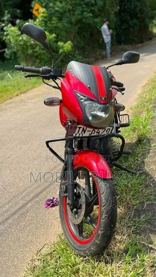 Bajaj Pulsar 180 2007