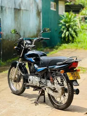 Bajaj CT100 2006