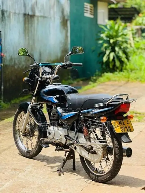 Bajaj CT100 2006
