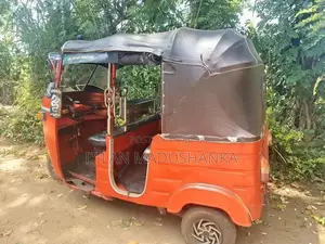 Bajaj RE 204 1998