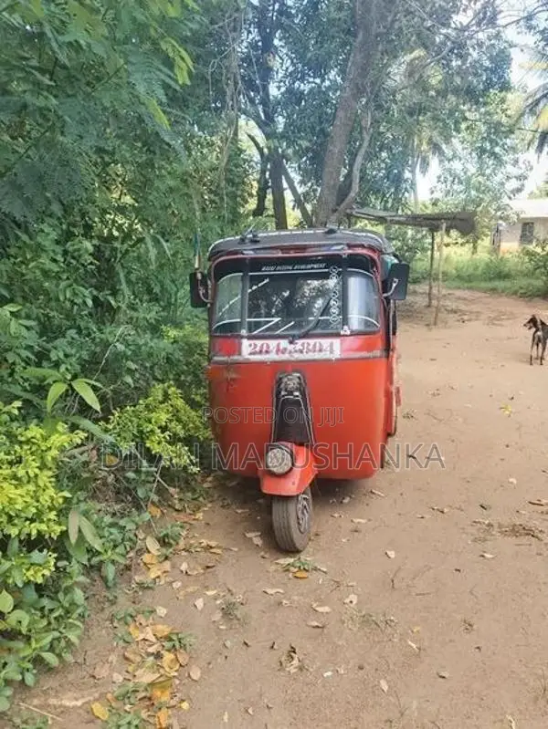 Bajaj RE 204 1998
