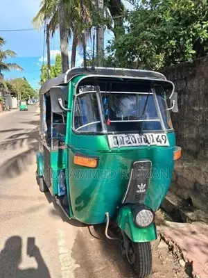 Bajaj RE 2005