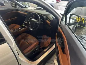 Lexus LBX Hybrid Relax 2024