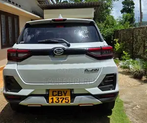 Daihatsu Rocky Premium G 2023