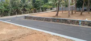 ගාල්ල කරාපිටියෙන් බිම් කොටස්