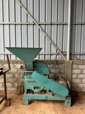 Dry Coconut Husk Shredder