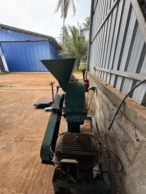 Dry Coconut Husk Shredder