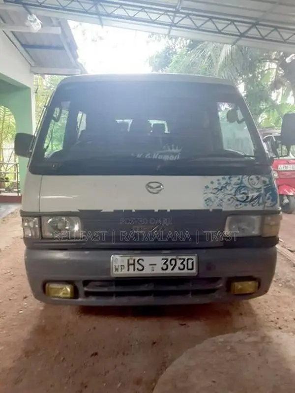Mazda Brawny 1999