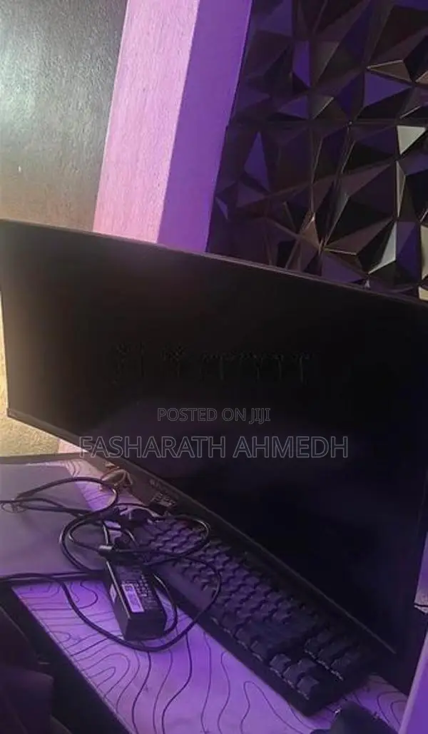 Pradator Acer Ultra Curved Monitor 34 X Zero Frame