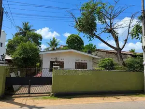 10.98 Perch Land with House for Sale Hendala