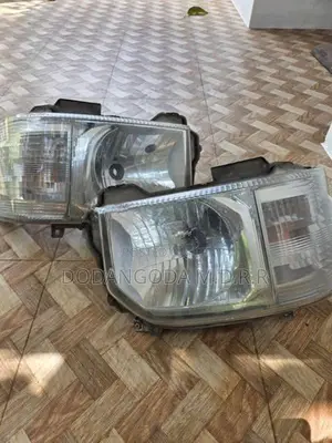 KDH 2016 Headlights