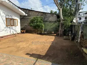 10.98 Perch Land with House for Sale Hendala