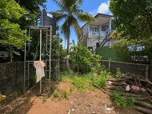 10.98 Perch Land with House for Sale Hendala
