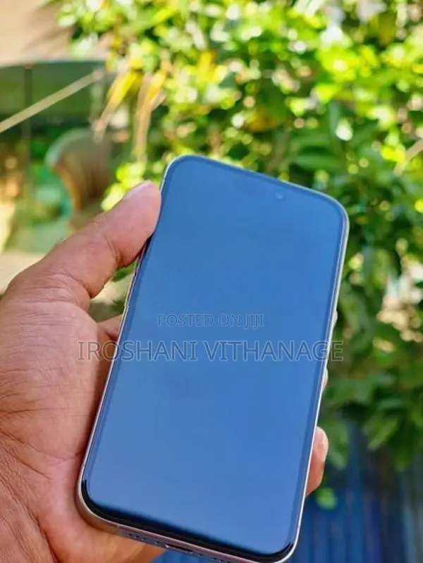 Apple iPhone 15 Pro (Used)