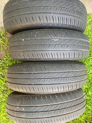 R14/165/70 Dura Grip Tire