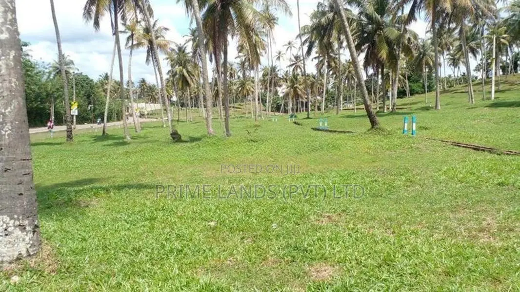 මාතර බිම් කොටස්