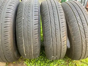 R14/165/70 Dura Grip Tire