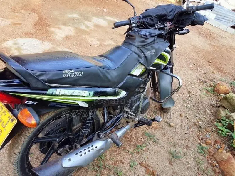 TVS Metro 2015