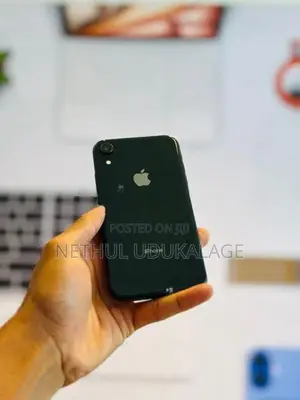 Apple iPhone XS 128GB (Used)