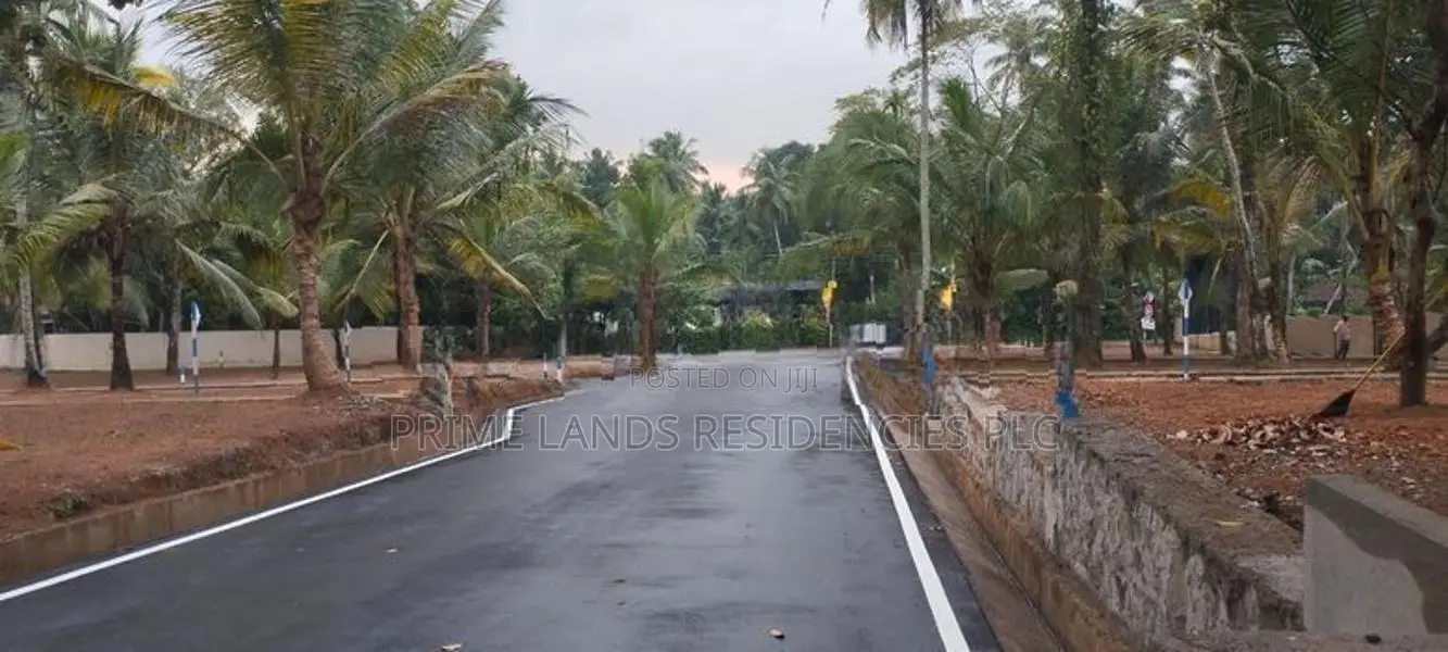 කඩවත නගරයෙන් අගනා බිම් කොටස්