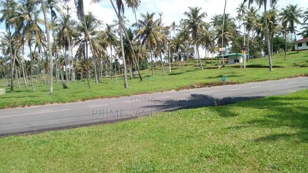 මාතර නව නගරයෙන් බිම් කොටස්
