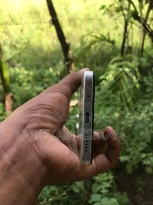 Xiaomi 12 (Used)
