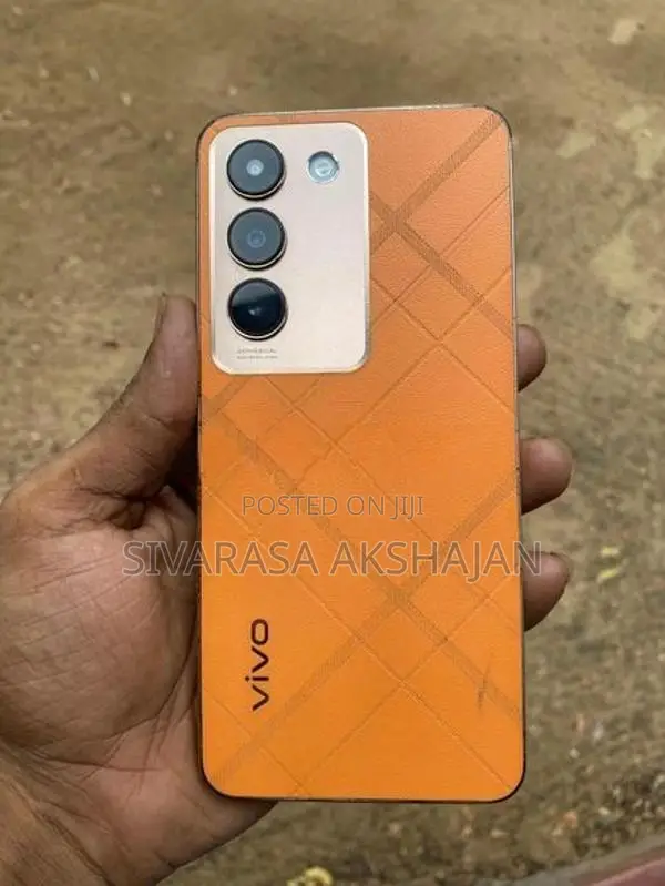 Vivo Y200e (Used)