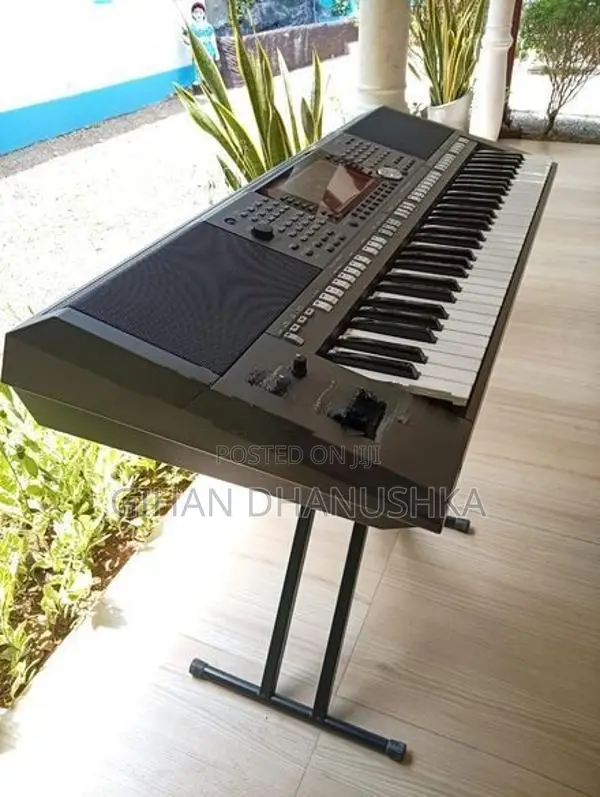 Yamaha PSR-S970 Arranger Keyboard