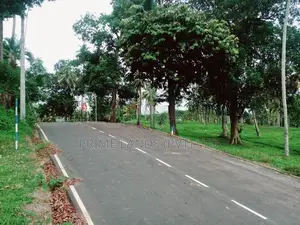 මාතර ලැබීමෙන් බිම් කොටස් කිහිපයක්