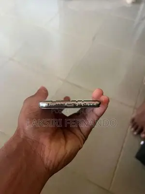 Apple iPhone X (Used)