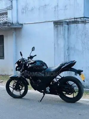 Suzuki Gixxer 2016